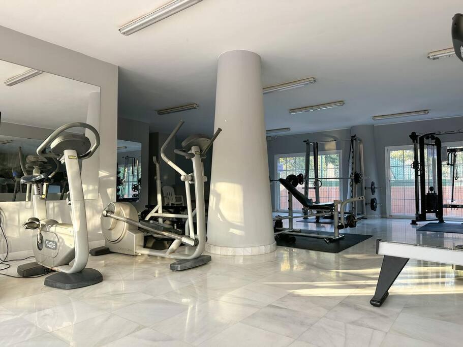 Costal Bliss Apartment Estepona Bagian luar foto